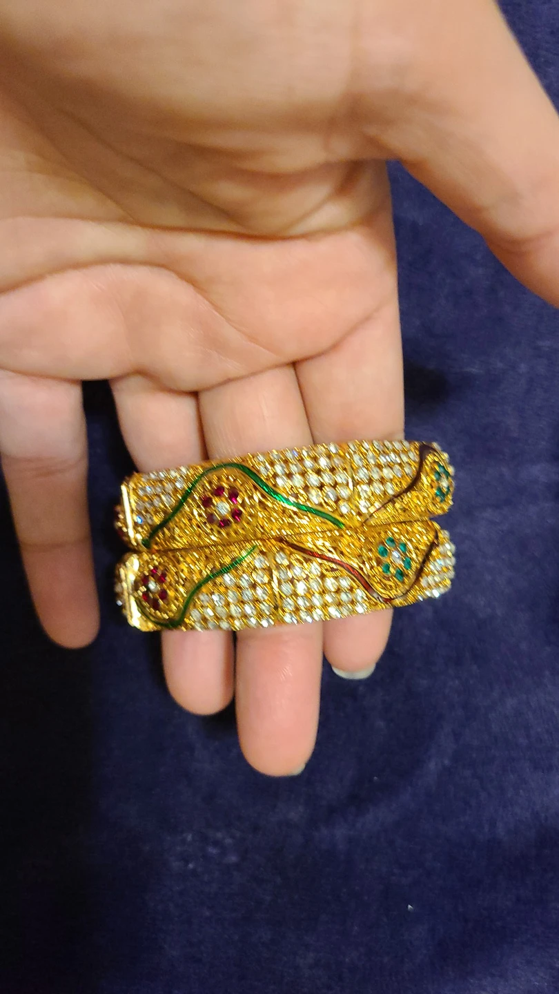 Earrings & Bangles - photo 5