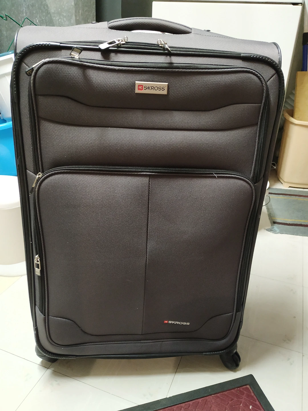 large travelling case thumbnail