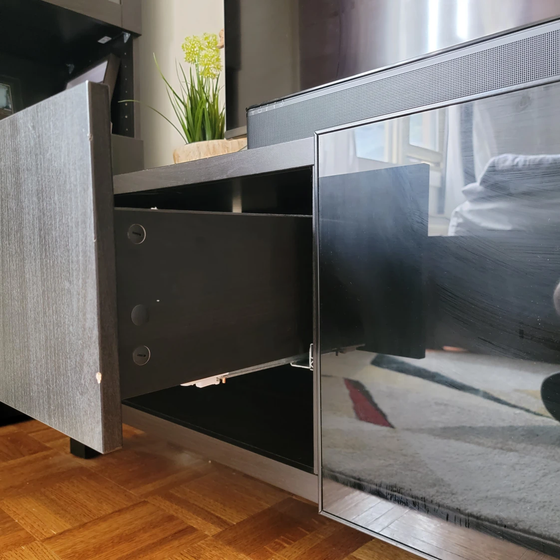 IKEA Besta TV Cabinet - photo 3