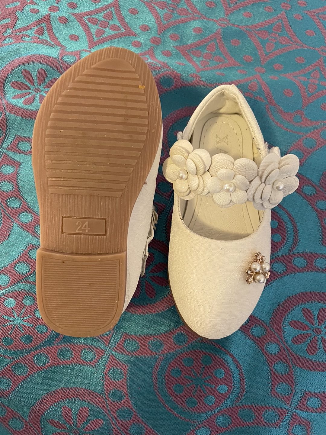 Free Toddler shoes - photo 4