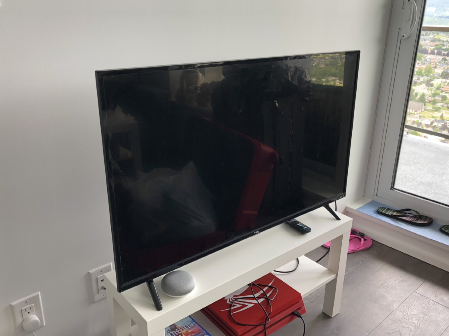 43” TCL 4K Roku Smart TV - photo 3