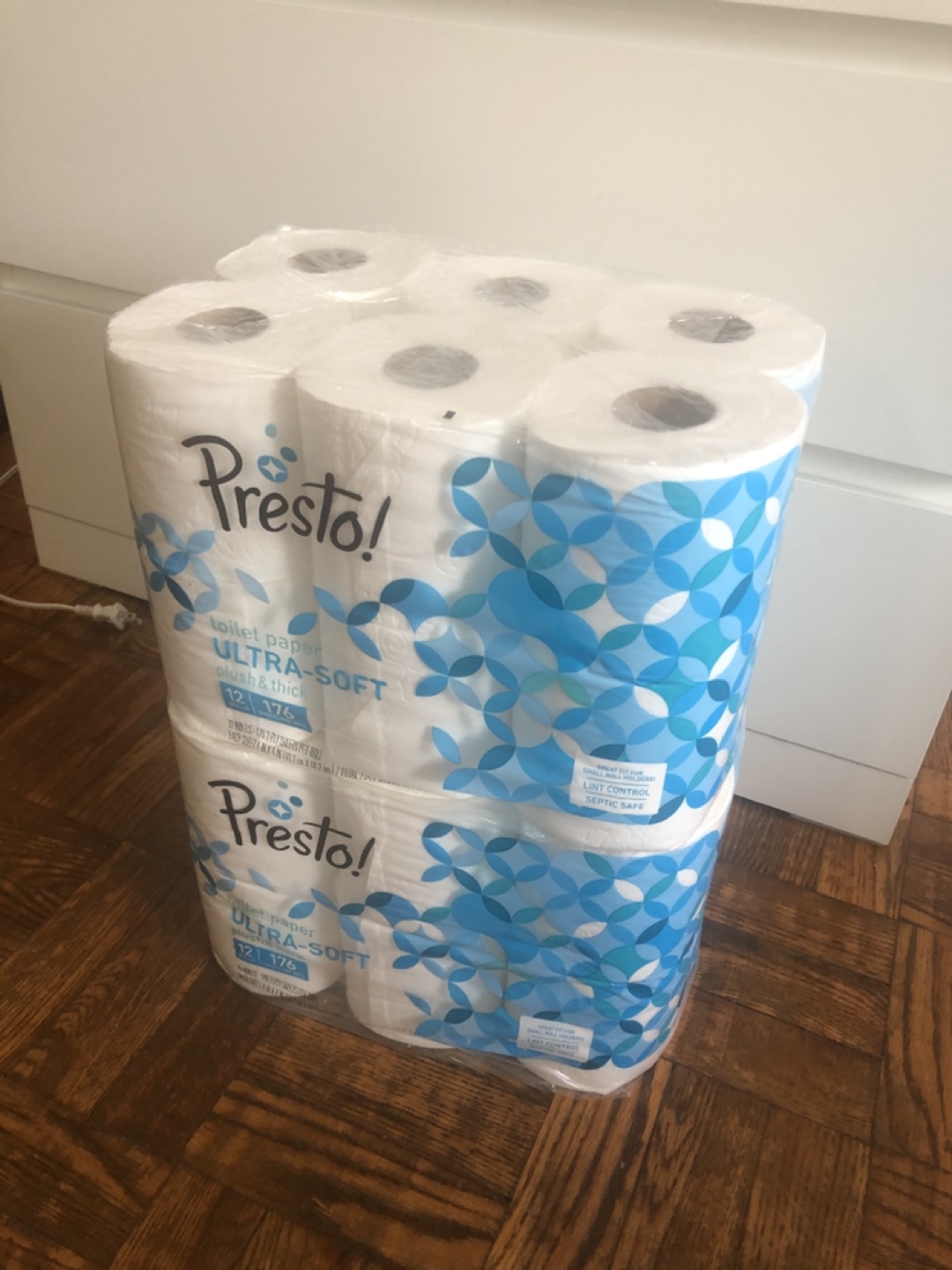 Toilet paper : presto, $10 for 24 rolls - photo 2