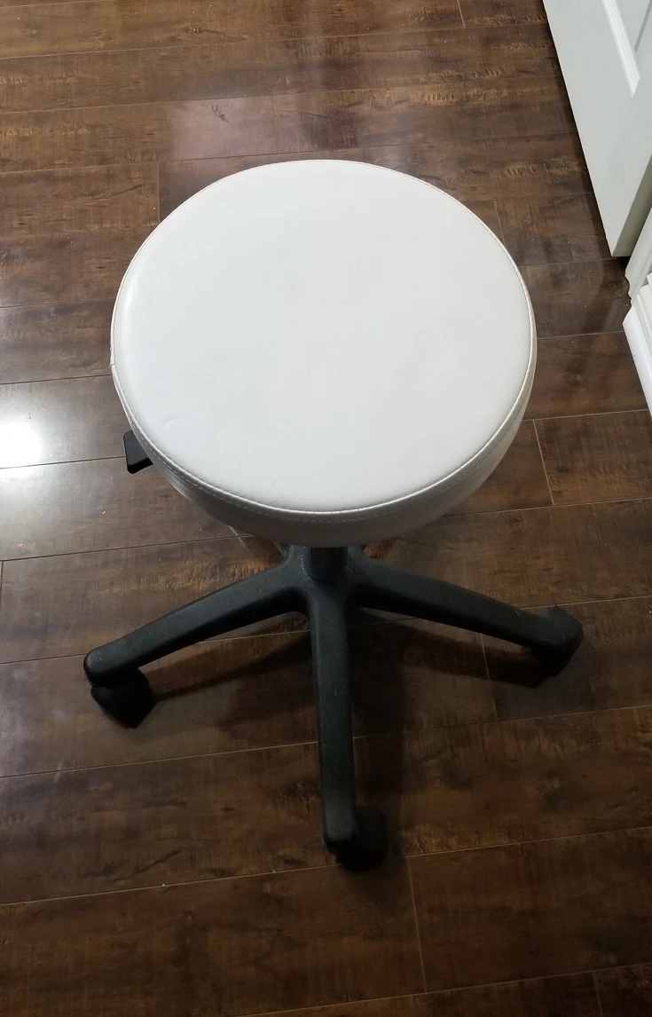 Rolling stool