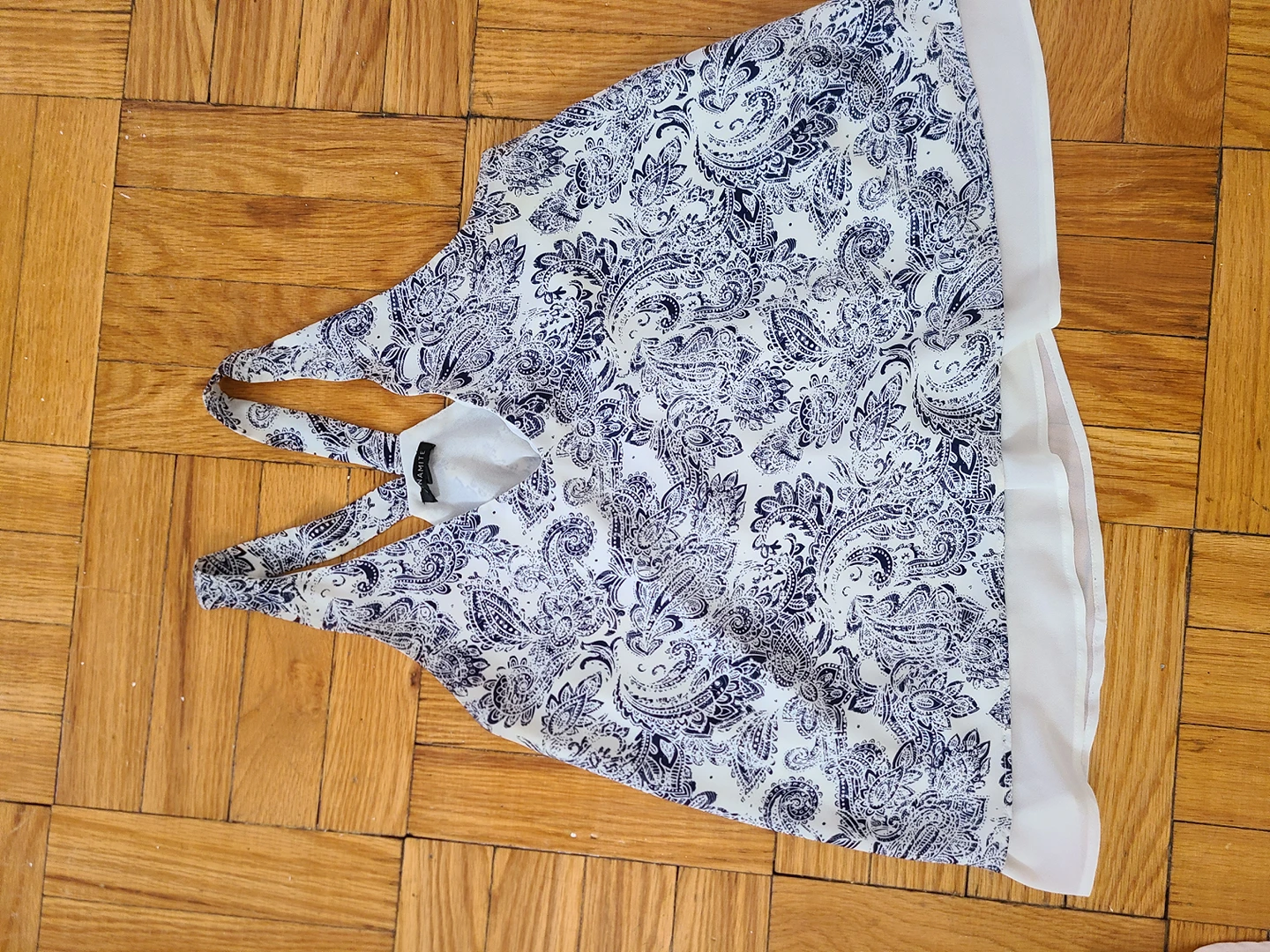 XS tops moving sale all 11 for $35 - photo 5