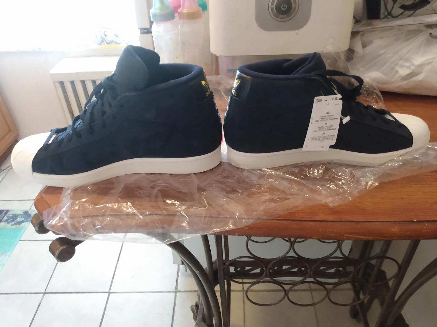 MEN'S ADIDAS SNEAKERS NEW YORK EDITION - photo 3
