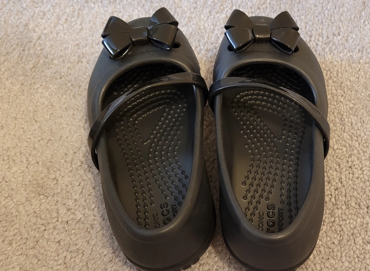 Crocs flats for toddler girls - photo 4