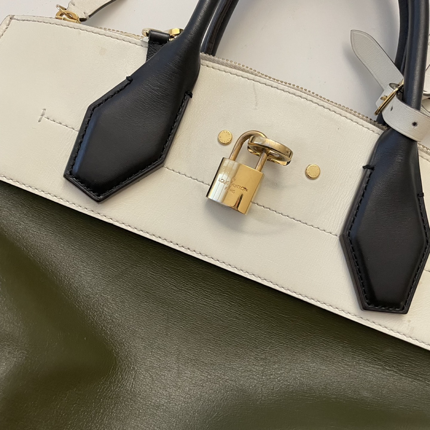 Louis Vuitton City Steamer MM - photo 3