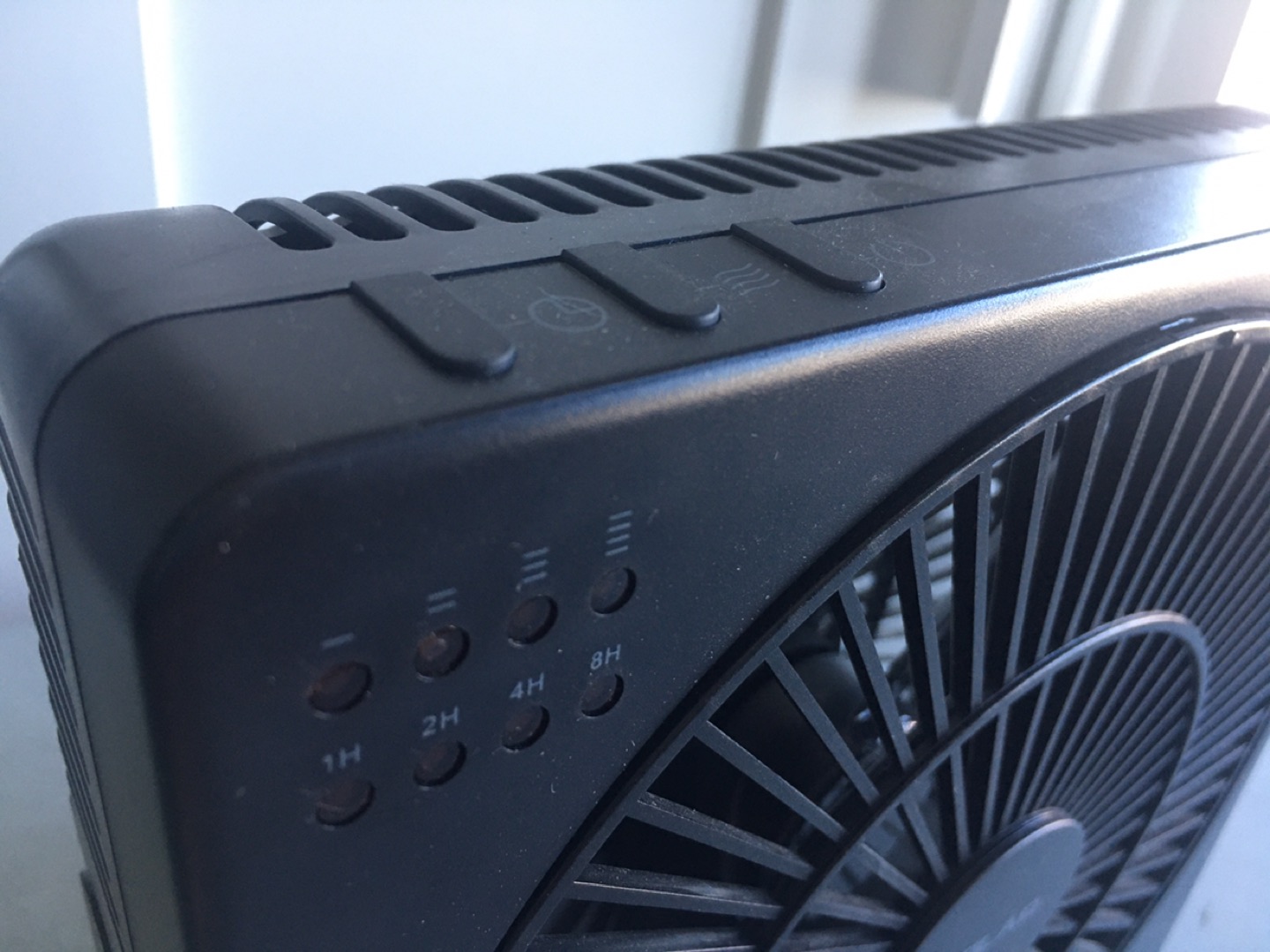 OPOLAR 8 Inch Desk Fan for Home & Office image indicator(2)