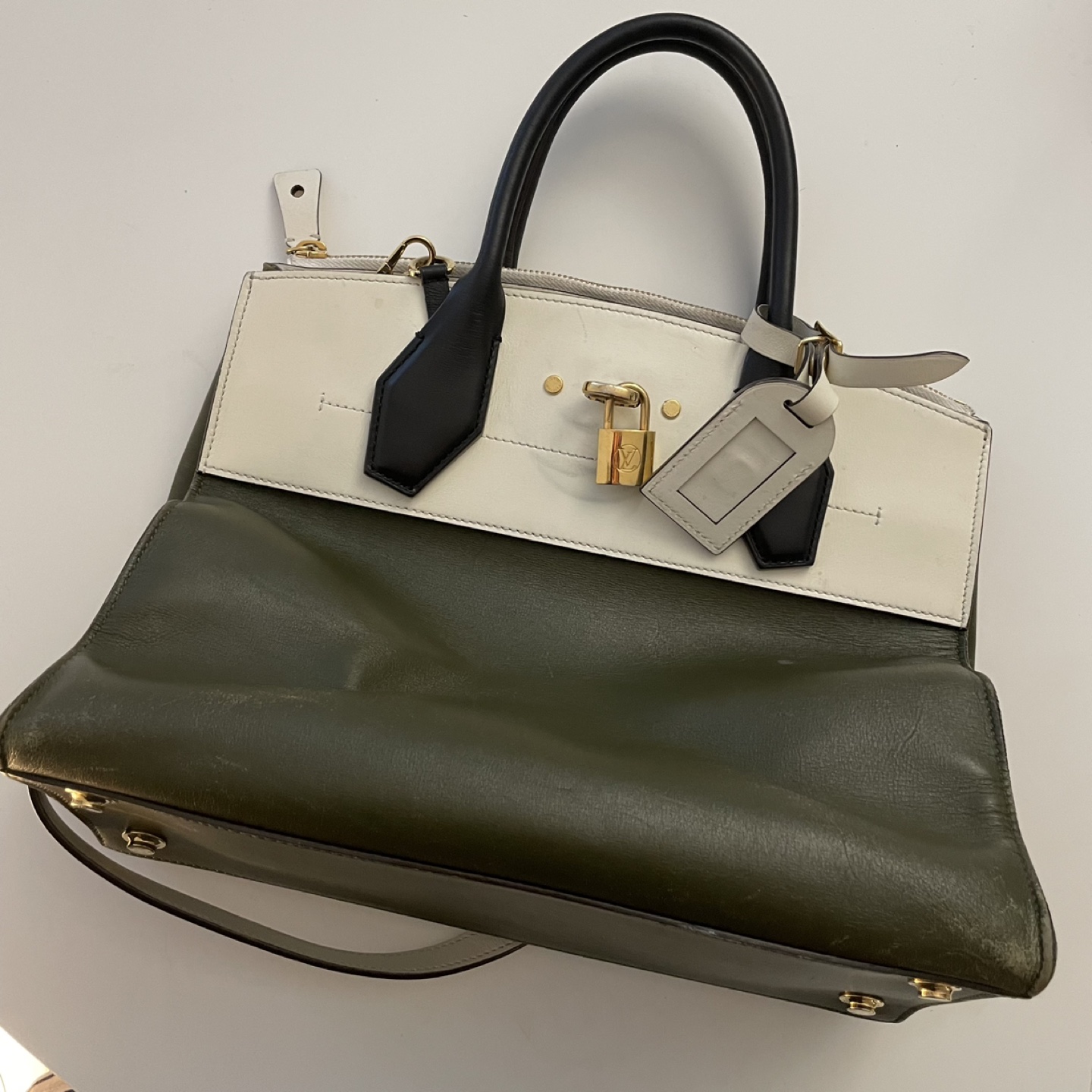 Louis Vuitton City Steamer MM