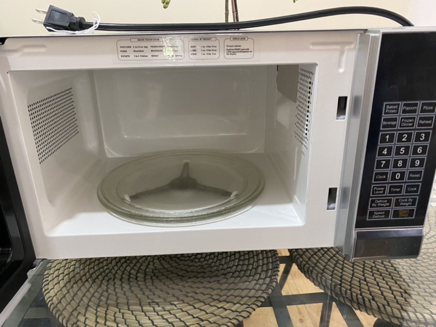 RCA Microwave  image indicator(2)