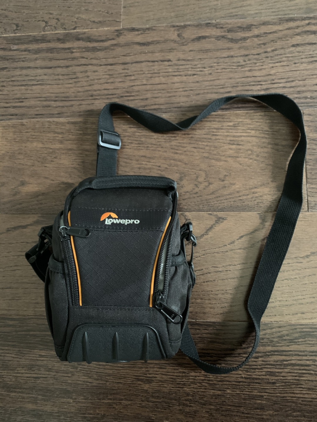 Small camera case