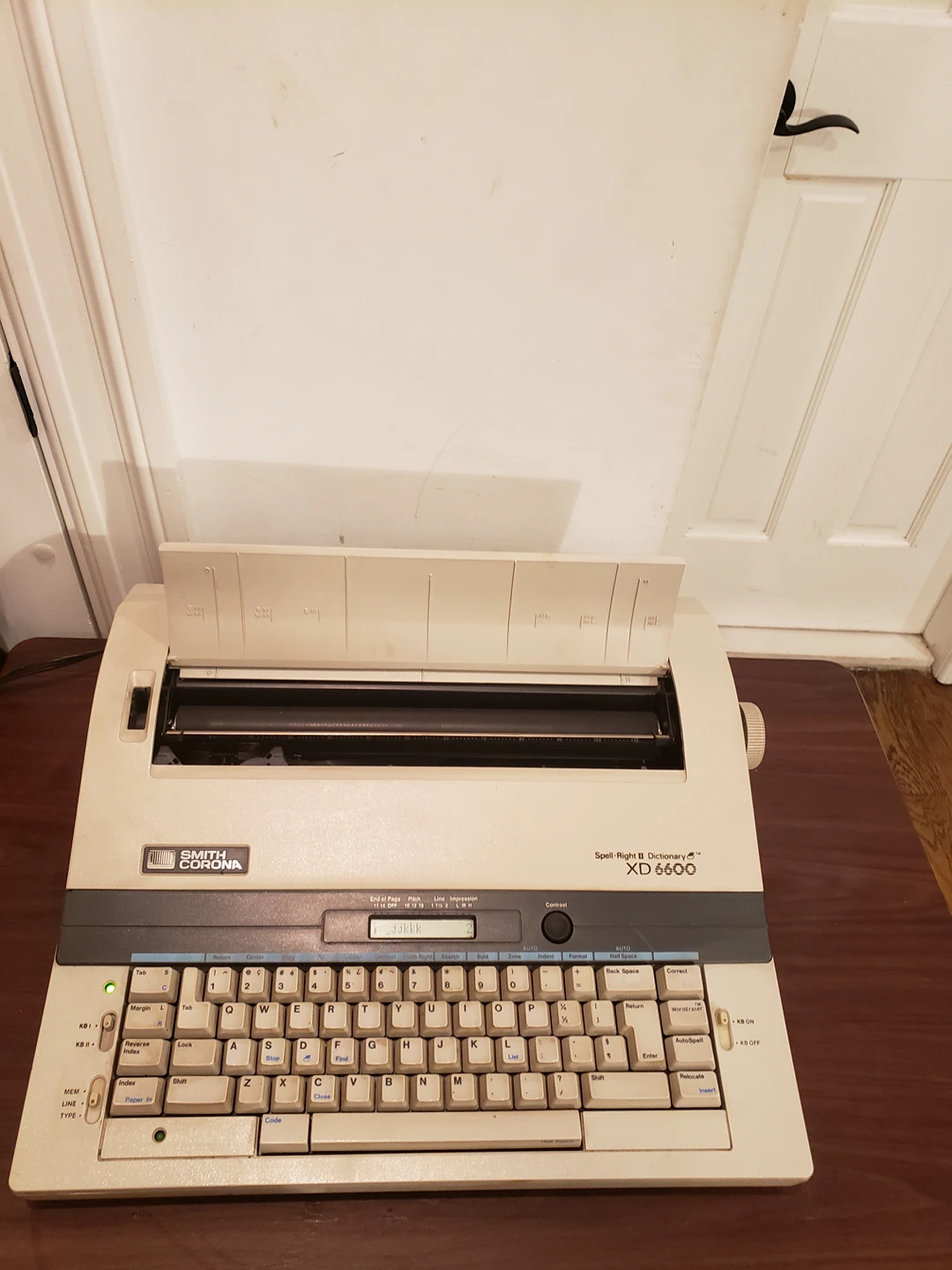 Smith Corona Portable Digital Electric TypeWriter XD 6600 - photo 3