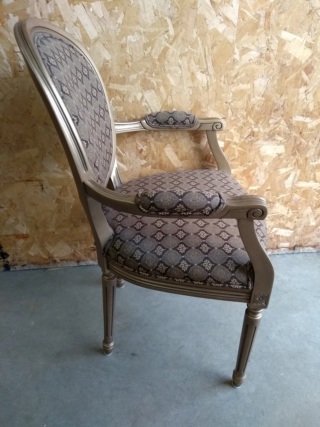 Brown and Gold Accent Chair - photo 3