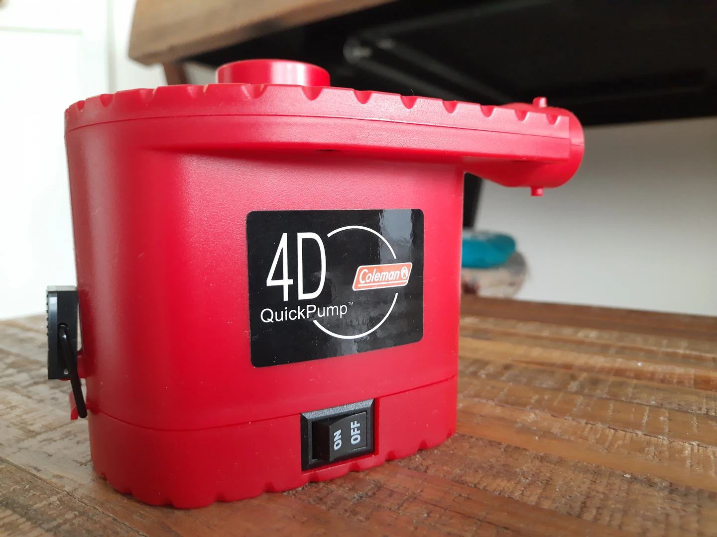 Black Coleman Quickpump 4D 
Battery operated airpump thumbnail
