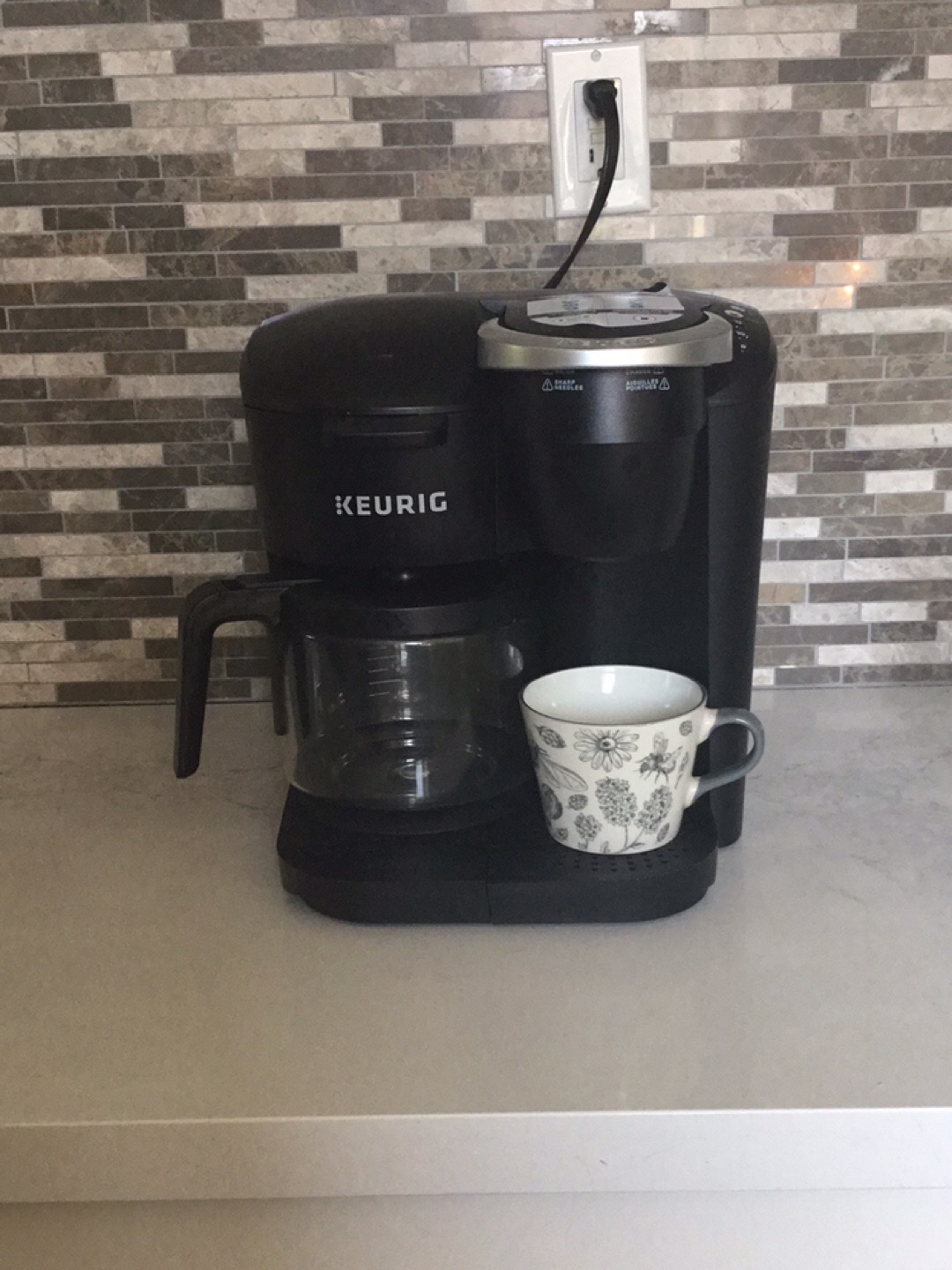 K-Duo Essentials Single Serve and Carafe Coffee Maker thumbnail