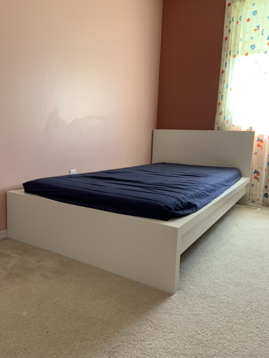 Twin bed and mattress 