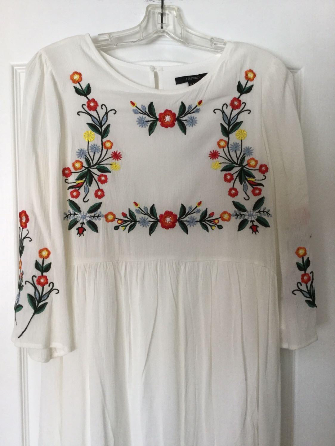Forever 21 embroidered dress 👗  - photo 4