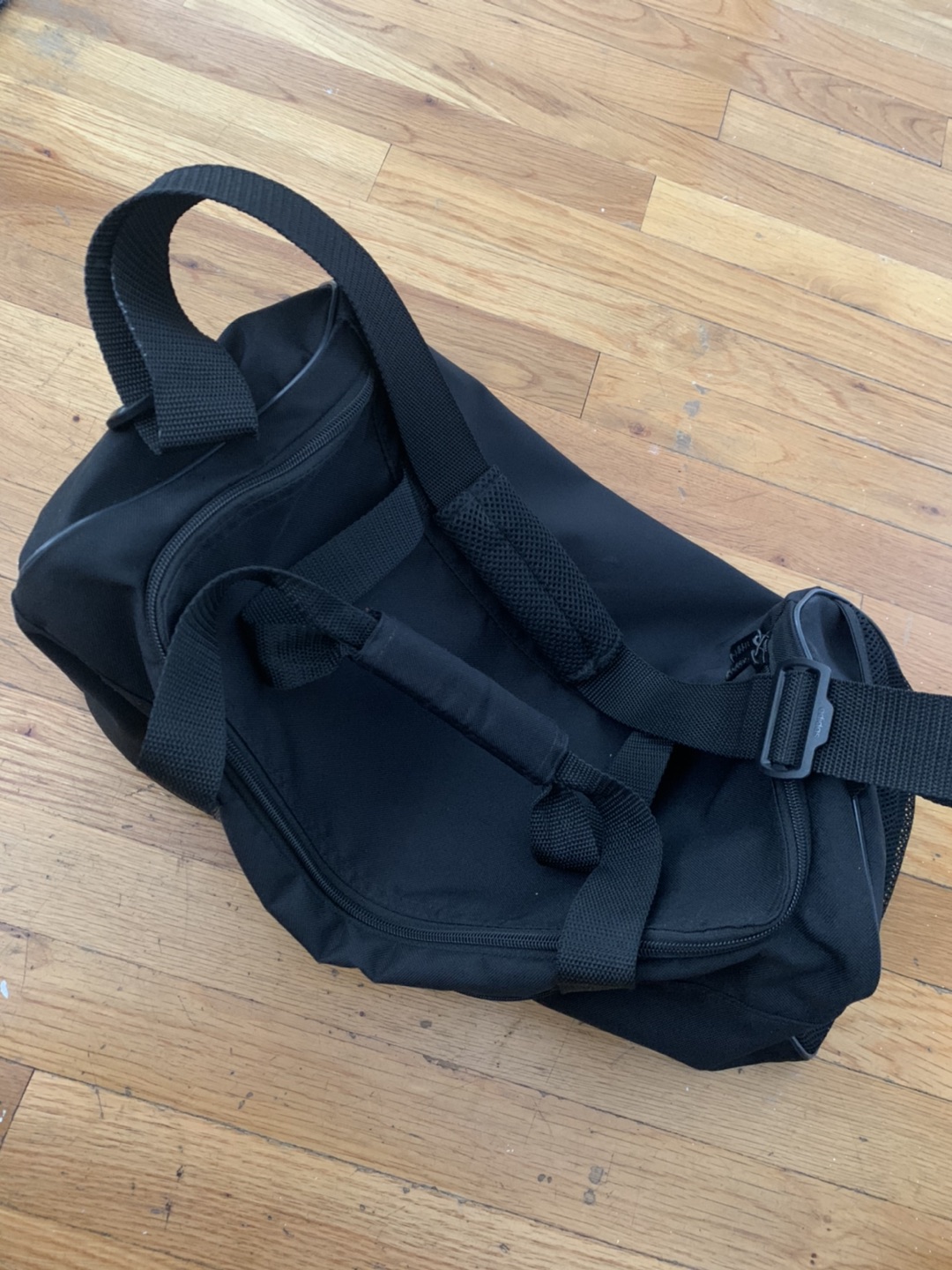 Small Adidas gym bag - photo 4