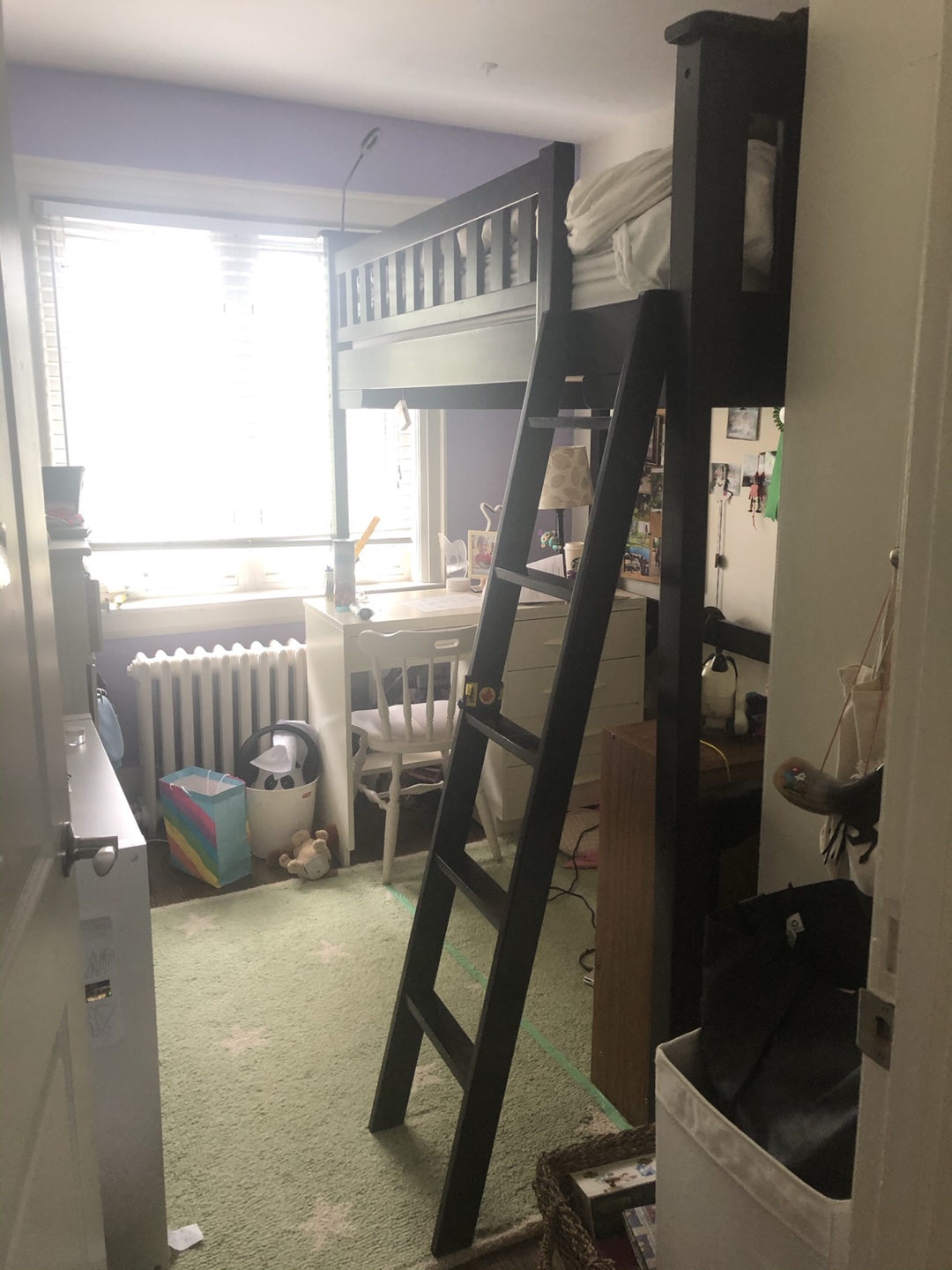 Twin loft bed