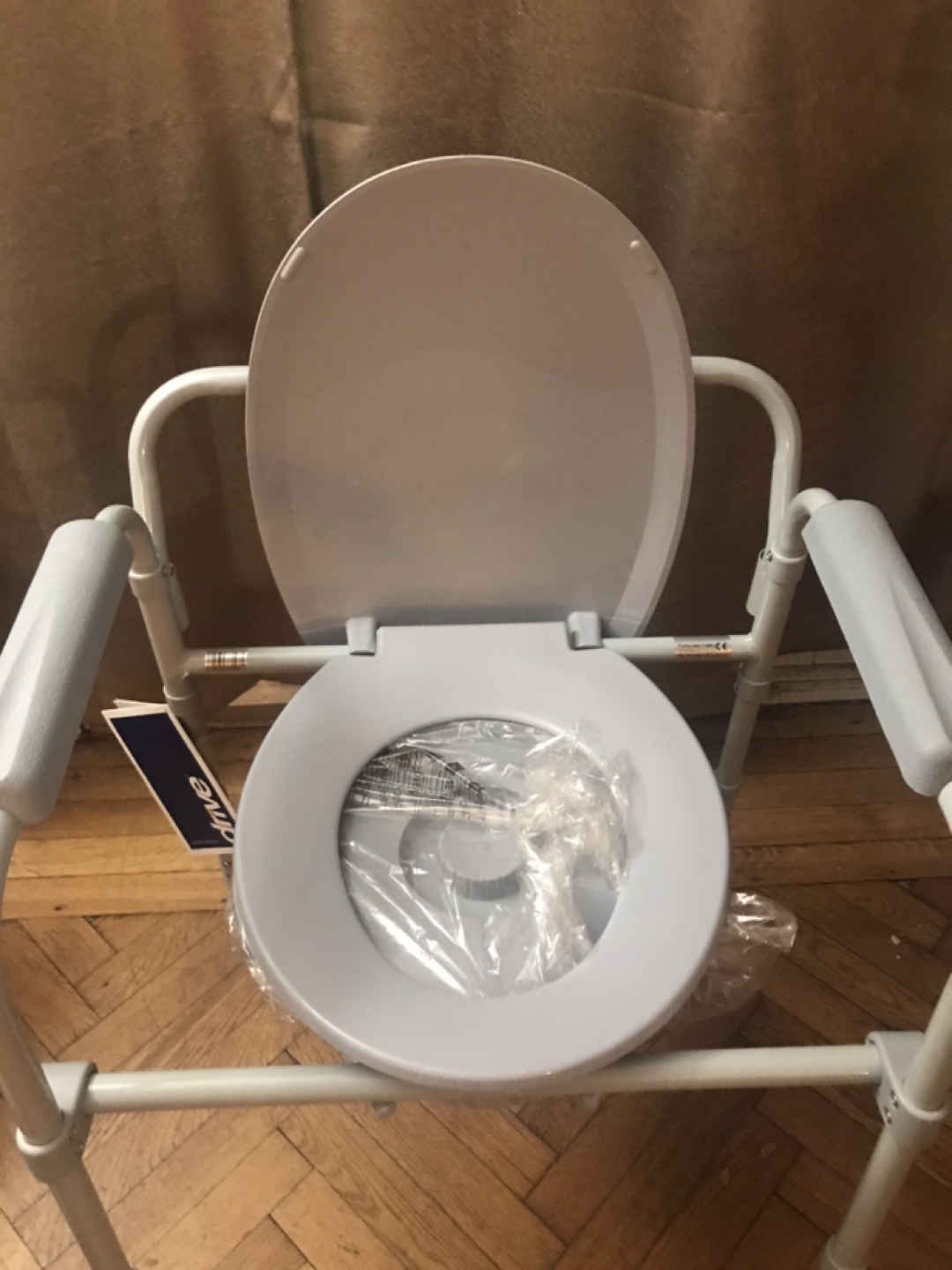 Brand new drive folding bedside commode 11148N-1 - photo 5