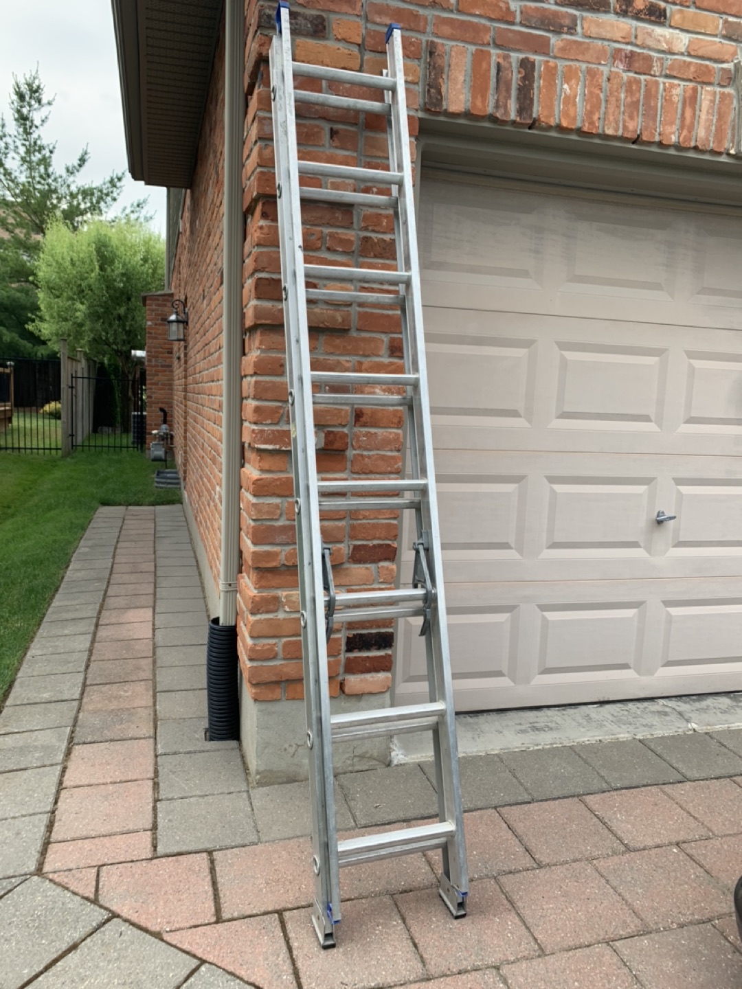 16 foot aluminum ladder