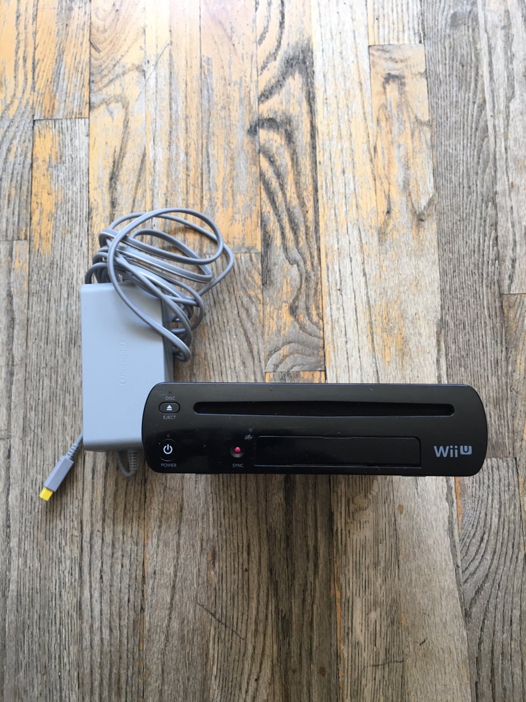 Wii U console 32gb with power cord  - photo 2