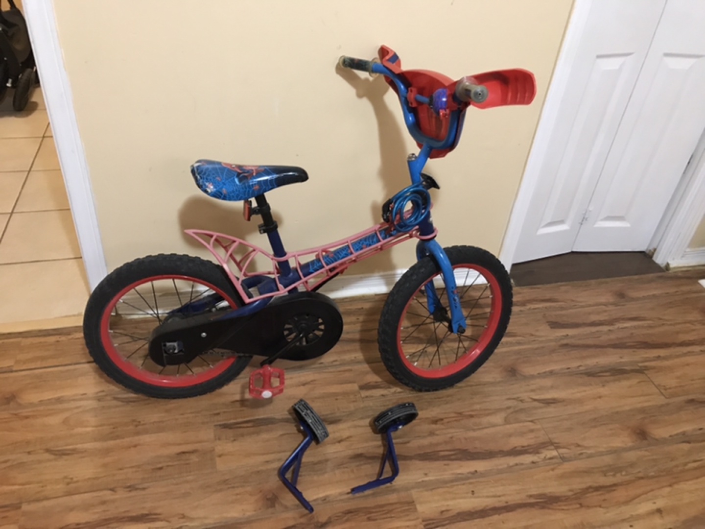 Marvel 16” Spiderman bike for kids - photo 4