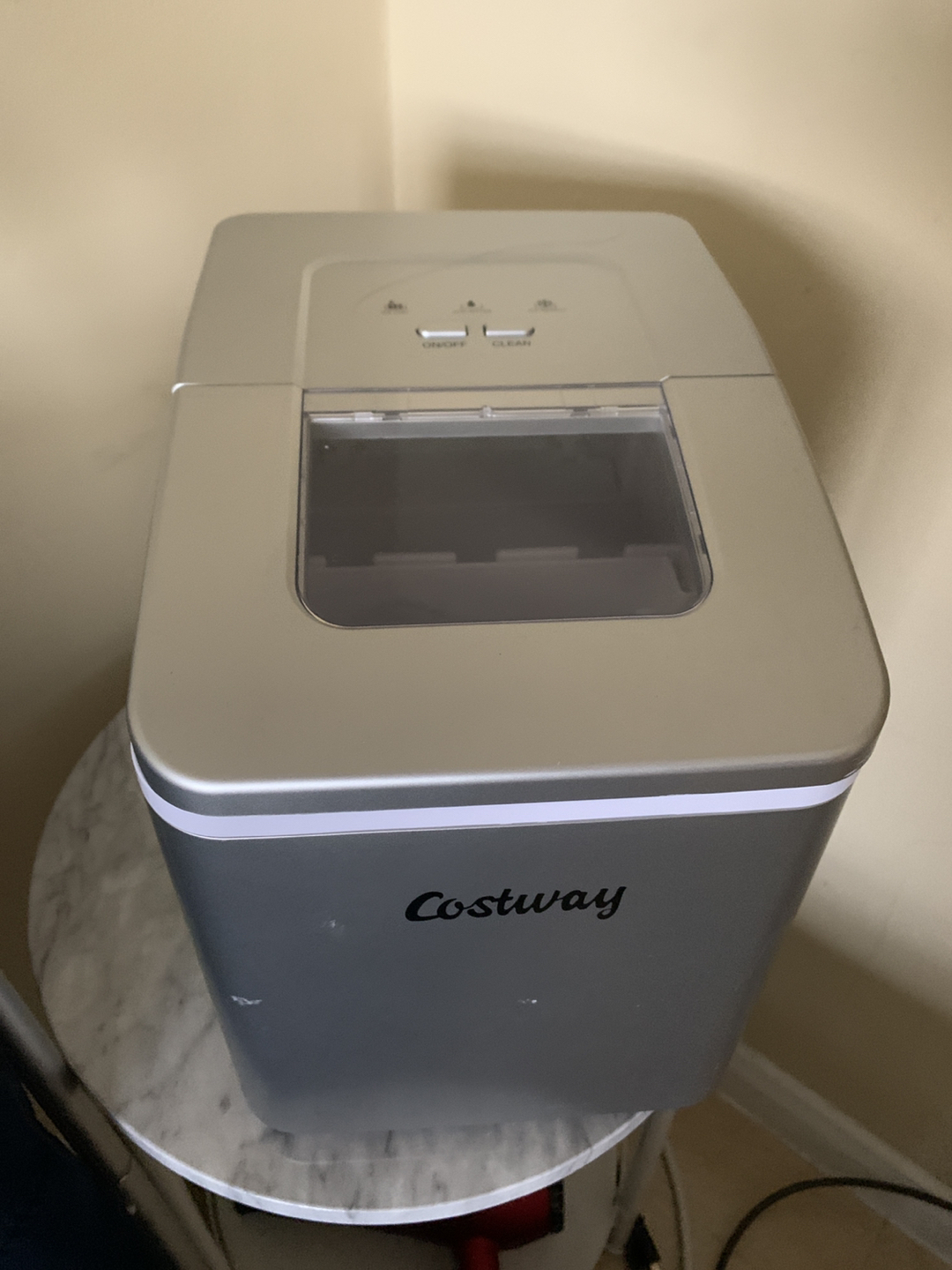 Ice maker