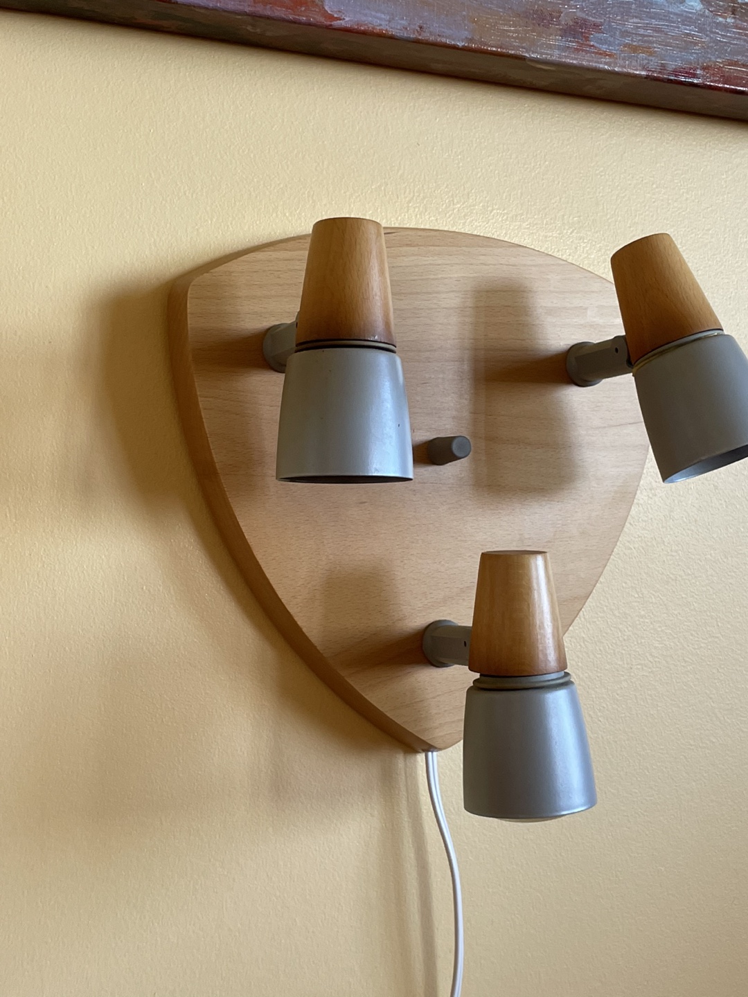 Triple lamp