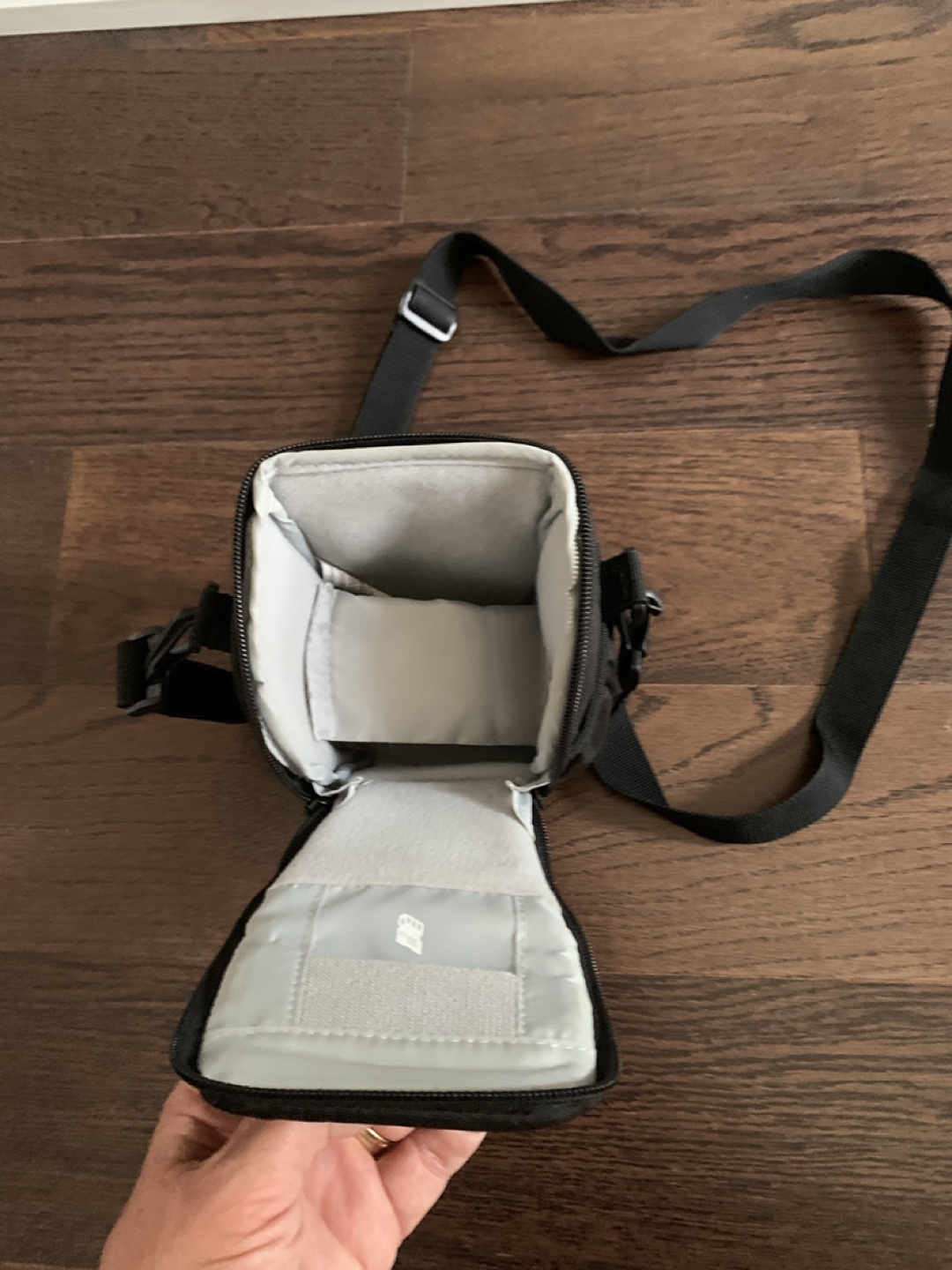 Small camera case - photo 2