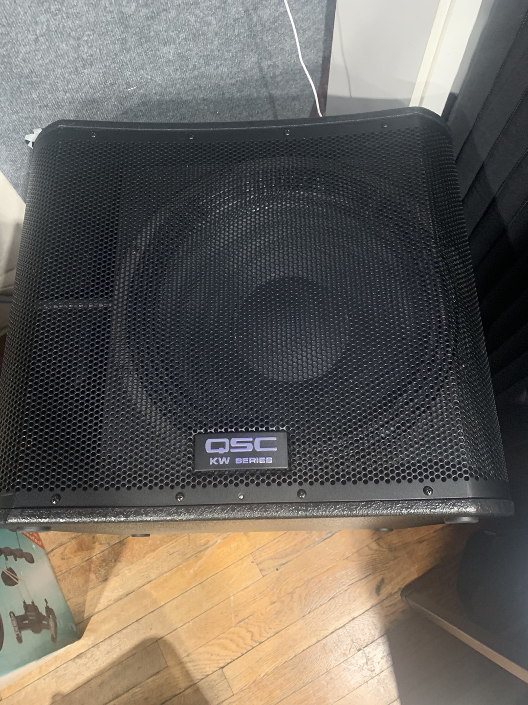 Qsc kw181 18 powered subwoofer - photo 3