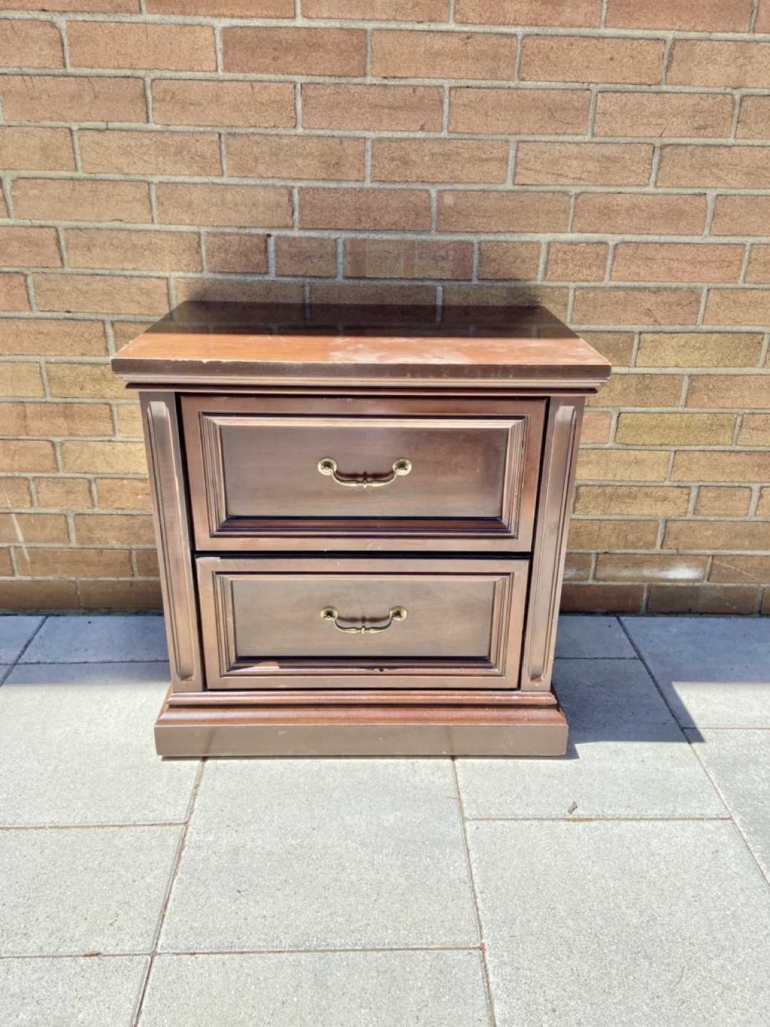 Delicraft Fine Furniture Wood End Table
