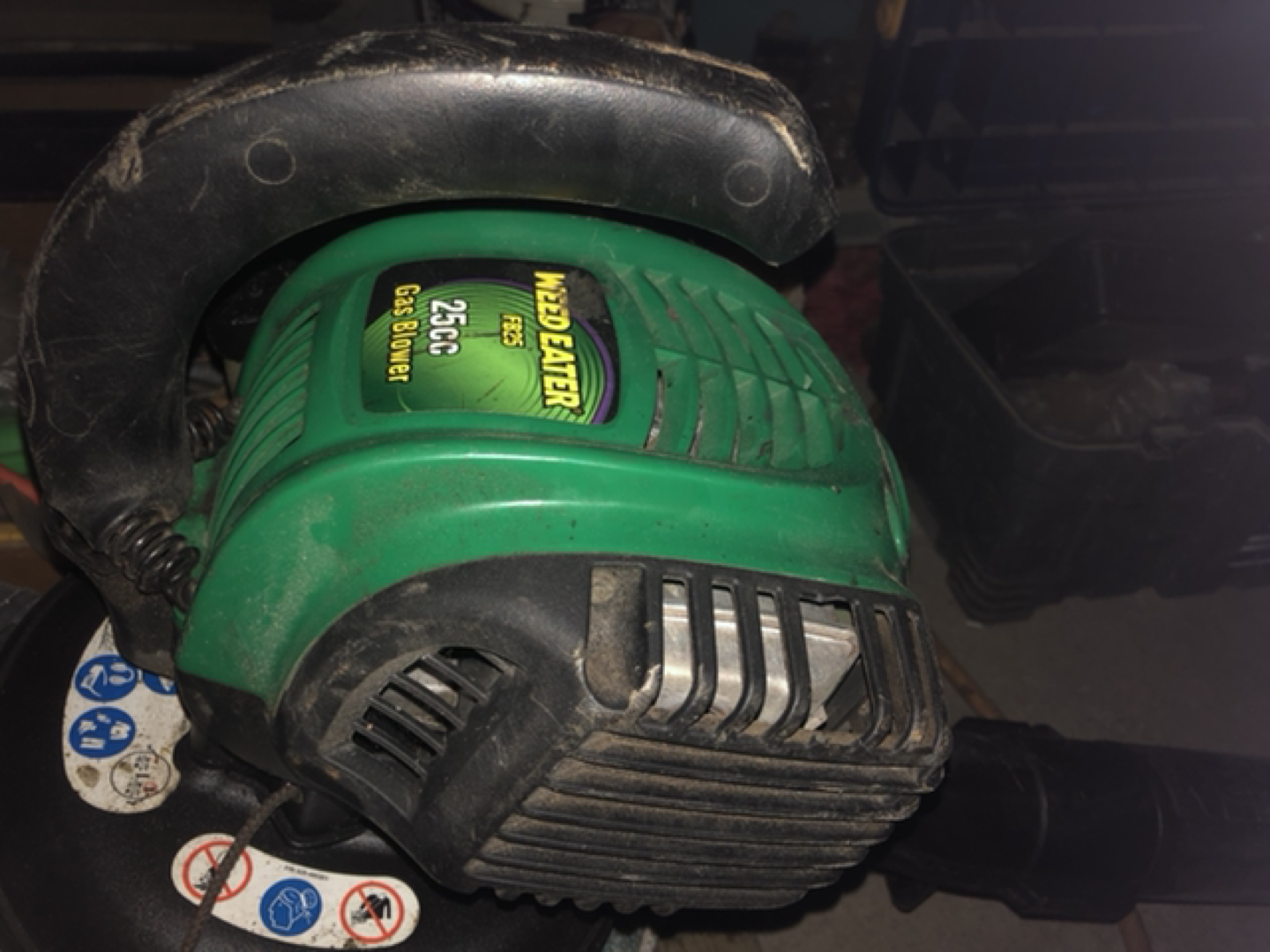 Gas blower 25 cc weed eater. $19 thumbnail