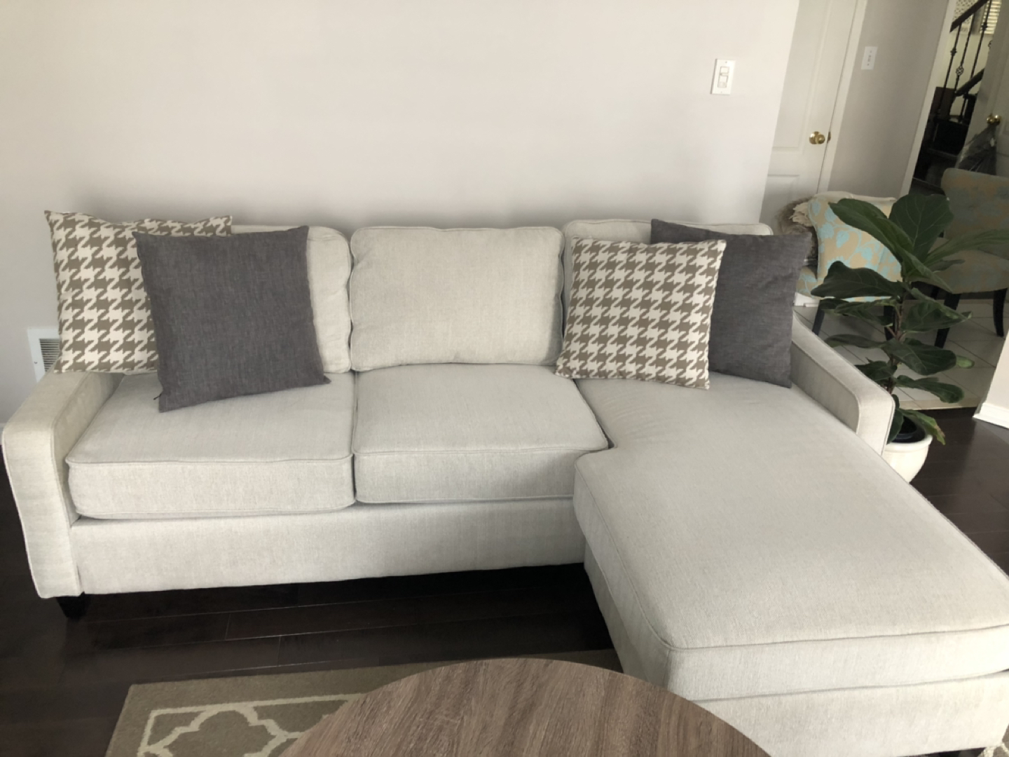 Scott living Sectional Sofa - photo 2