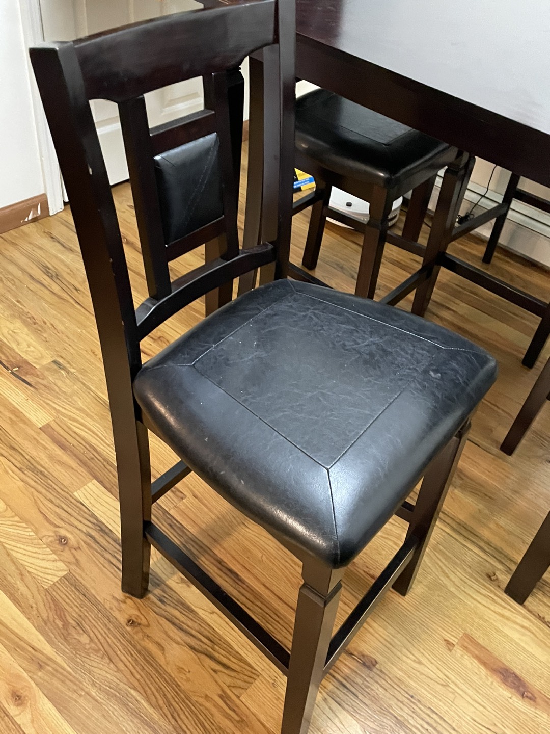 Table - sturdy brown high top table - photo 3