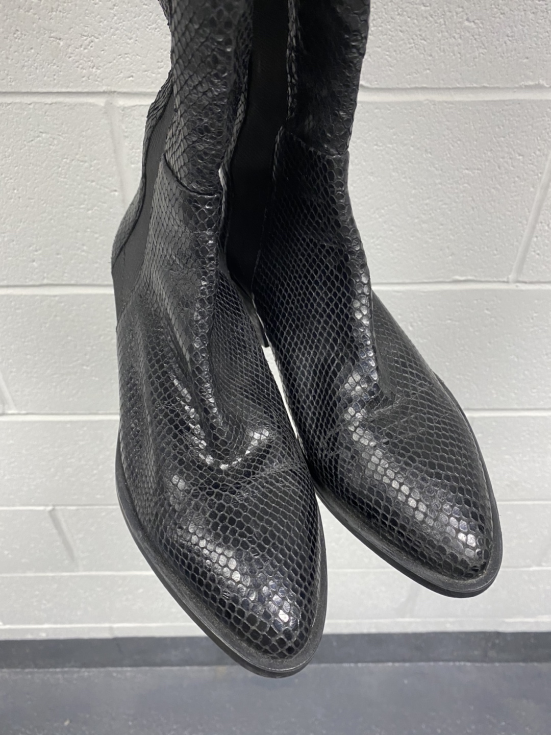 Zara boots  image indicator(3)