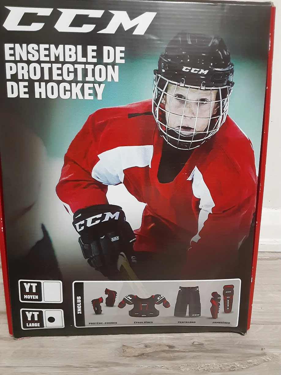 NEW BRAND, Youth CCM Hockey Protective Kit