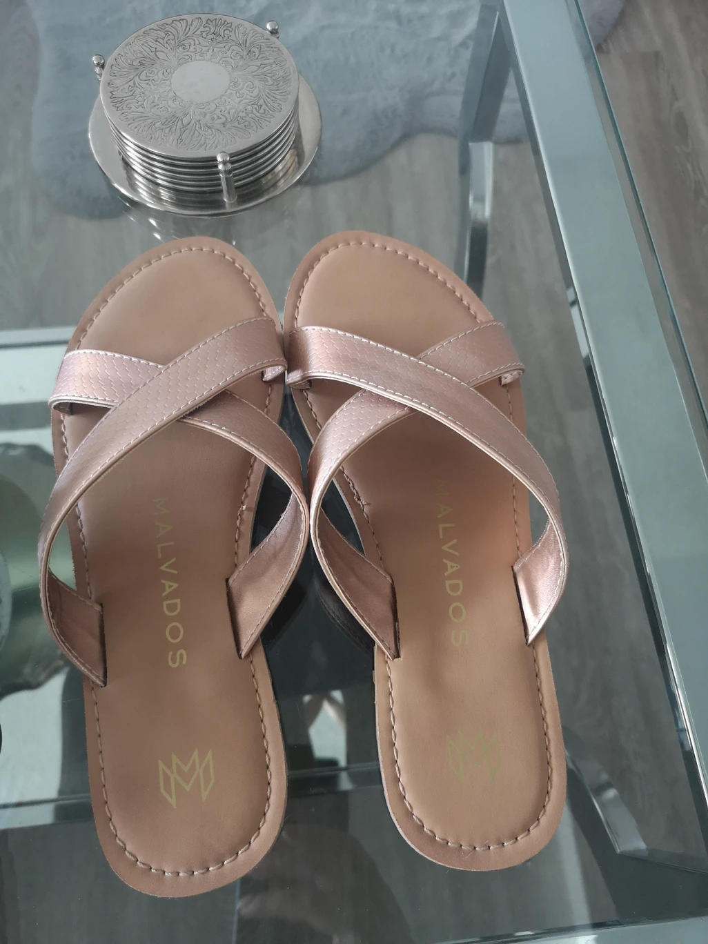 Malvados women's sandals size 9/10 thumbnail