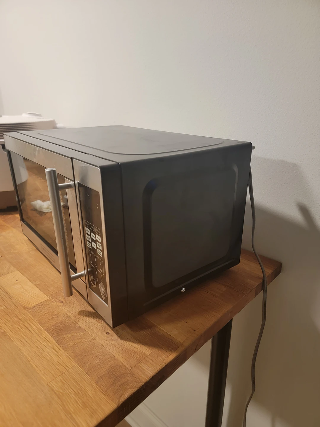 Microwave - photo 3