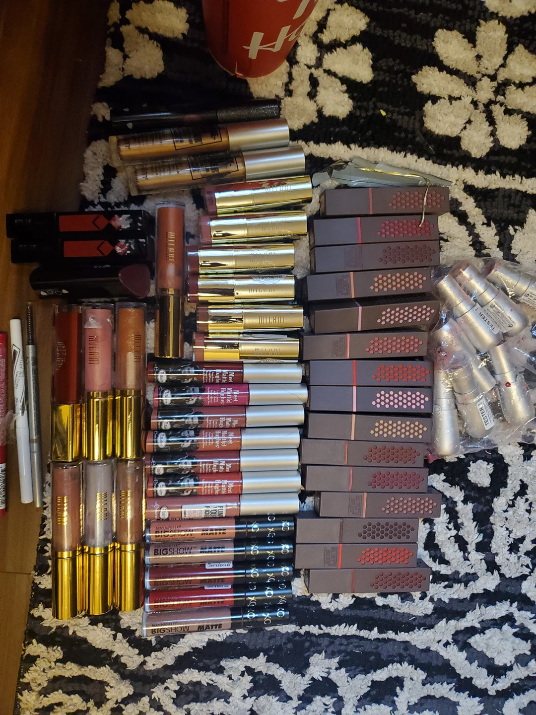 95% full tester lipsticks lot 56 for $56 or best offer thumbnail
