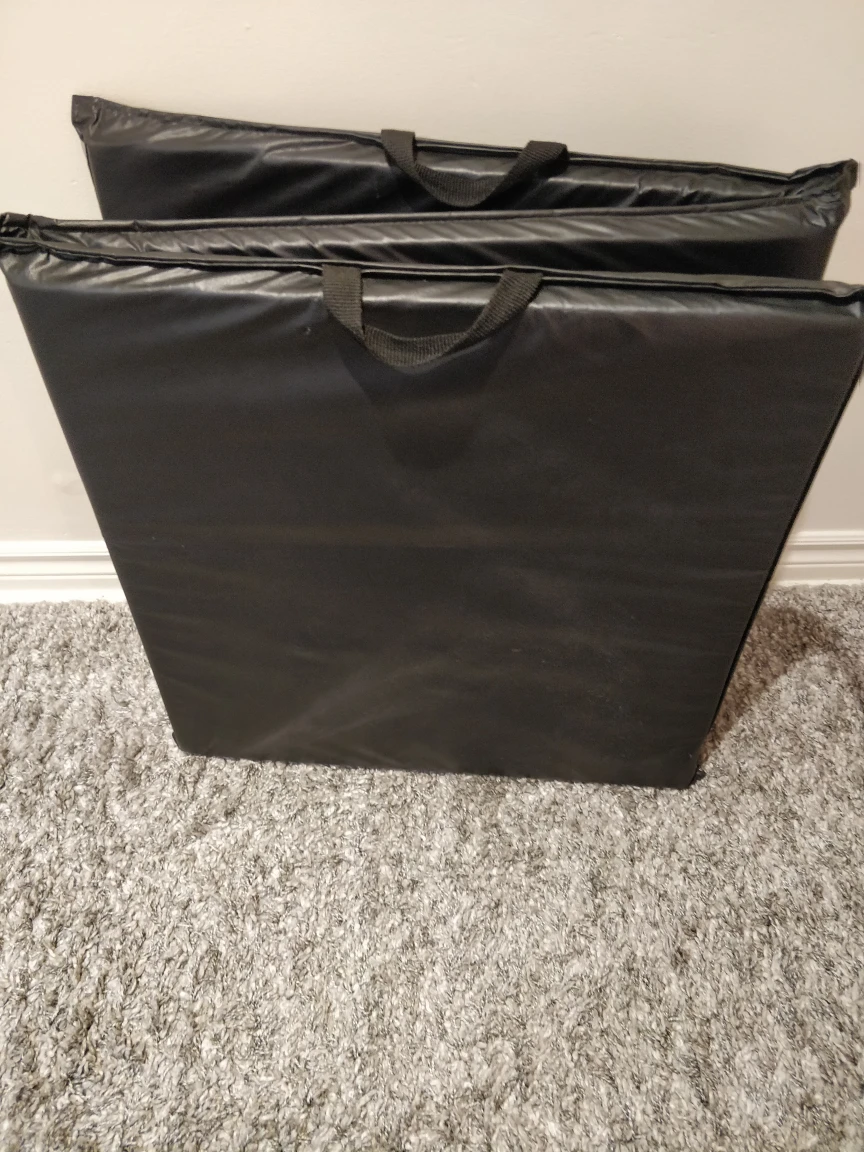 Gym Equipment - Thick Yoga Mat and Thick Gym Mat