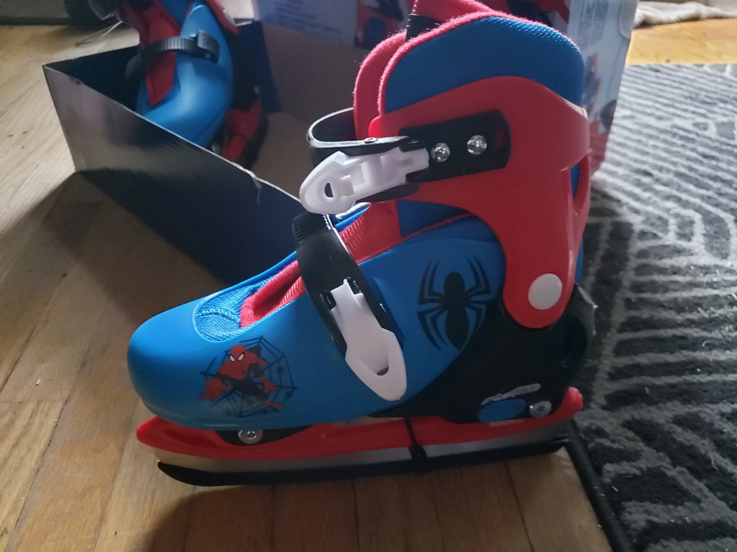 Ice Skates image indicator(2)