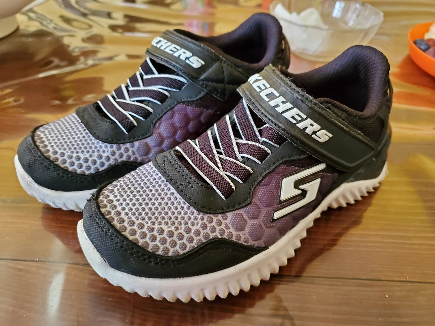 Sketches Boy Shoes Size US 12