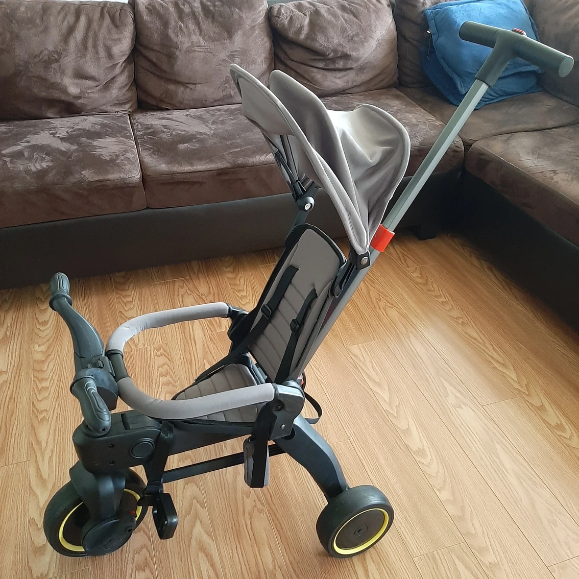 Folding Baby Tricycle thumbnail