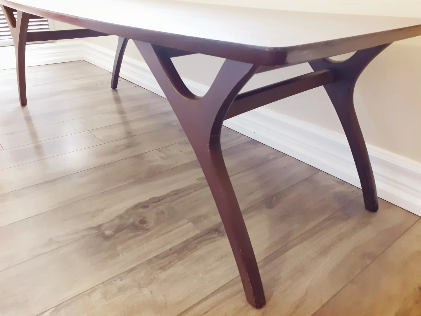 Vintage Coffee Table - photo 2