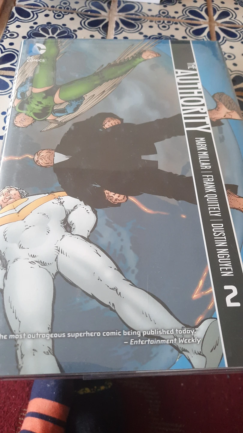 The Authority Vol 2
By Mark Miller thumbnail
