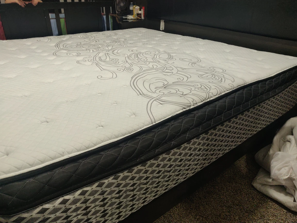 King size Primrose Pillow Top Mattress - photo 4