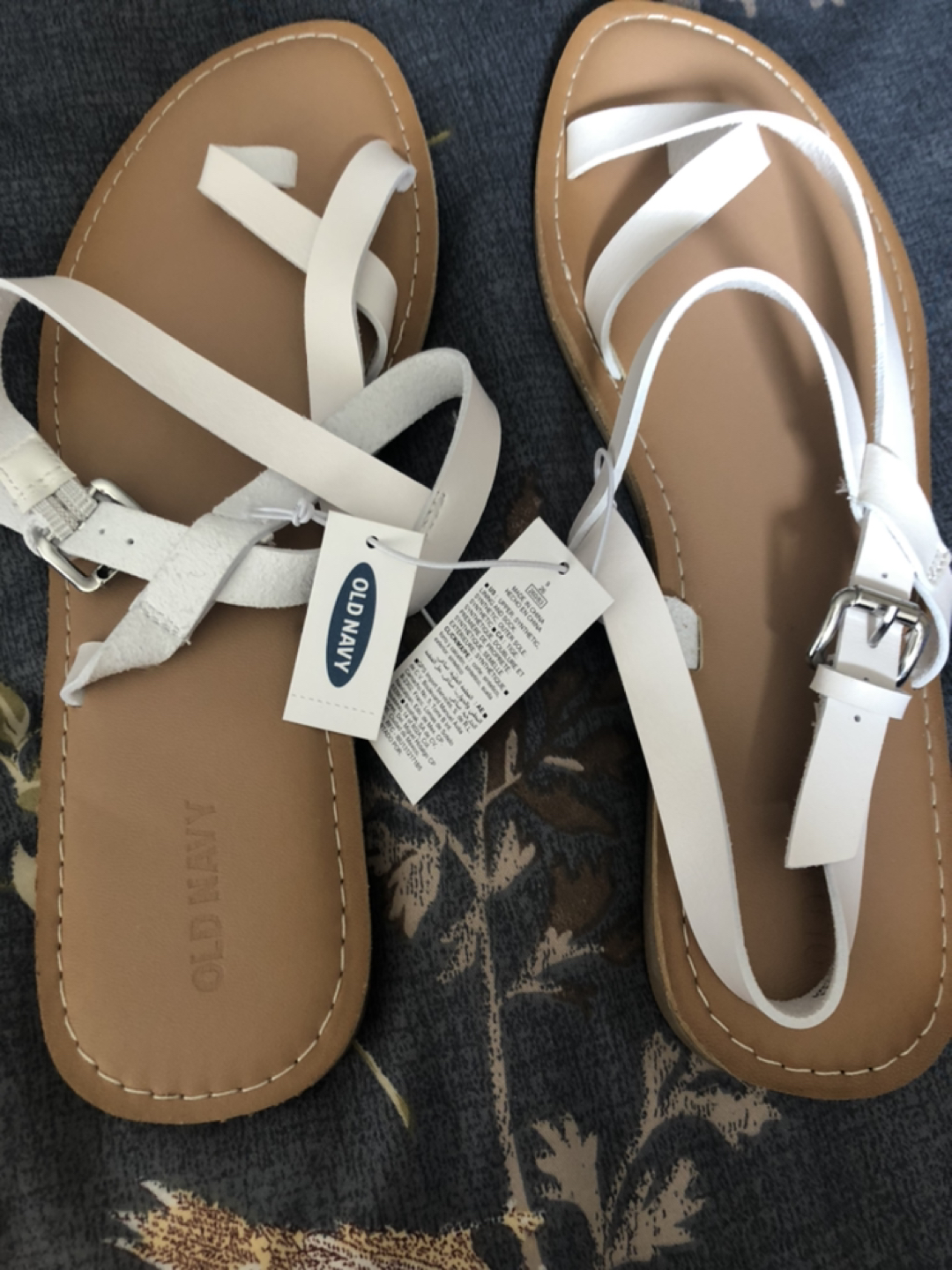 Old Navy White strap sandals - photo 2