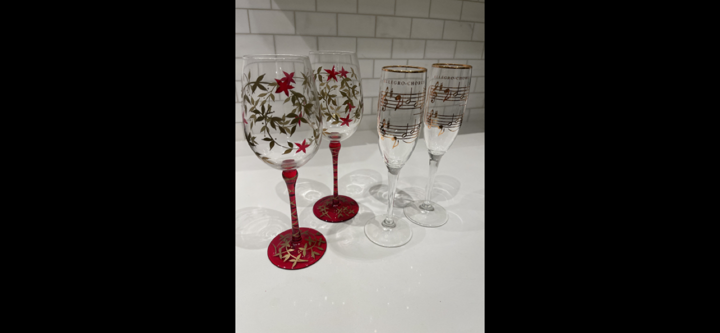 Hand Painted Wine  Glasses and Novelty Champagne Glasses image indicator(2)