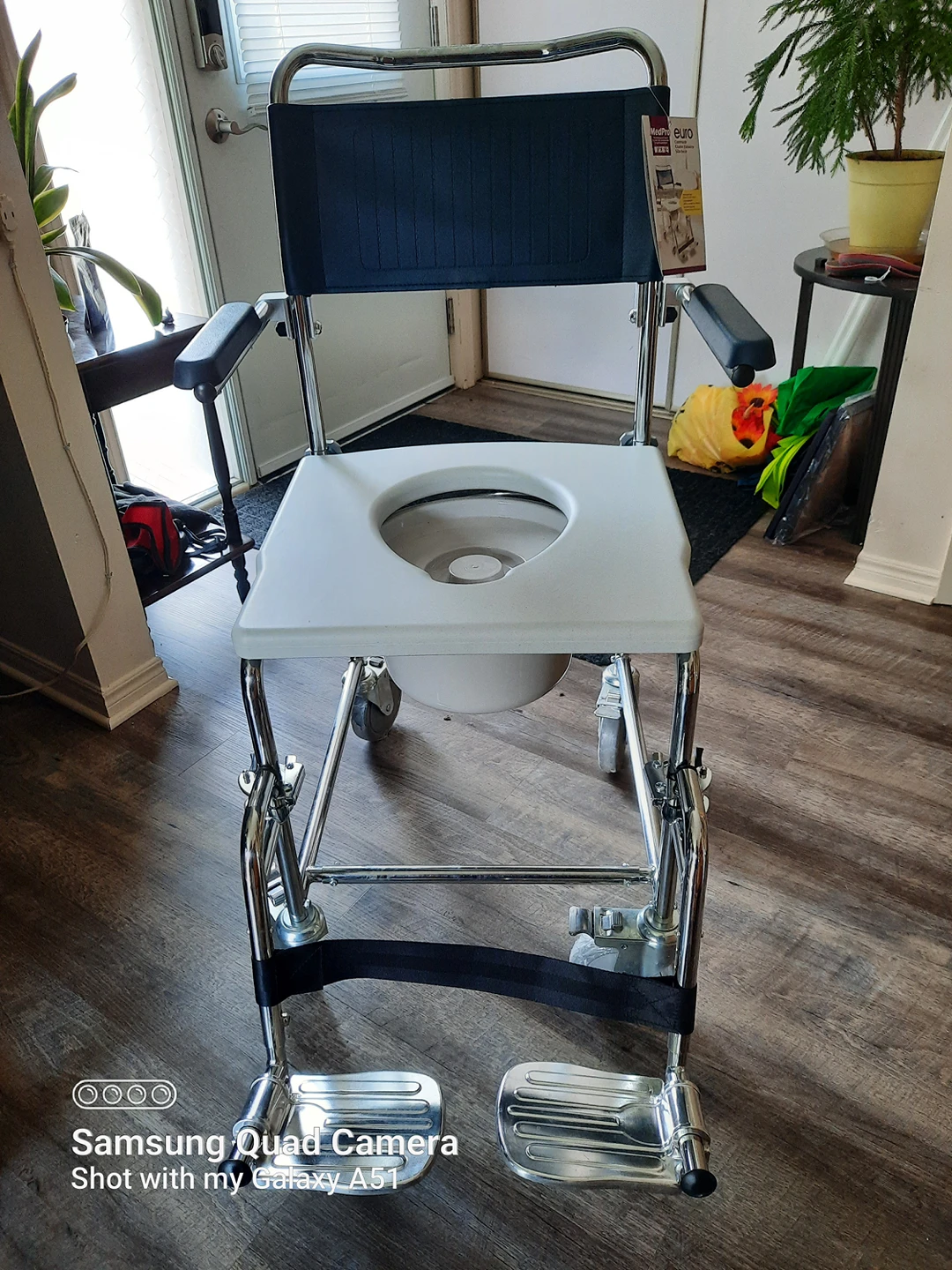 Shower Chair/Comode thumbnail